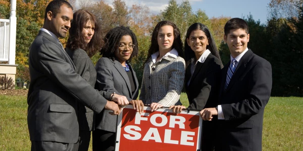 what-services-can-agents-and-dealers-offer.jpg
